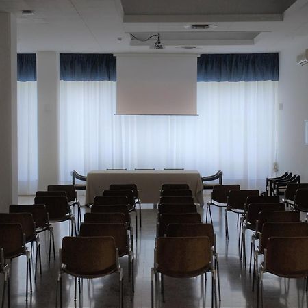 Park Hotel Mar Grande Таранто Екстериор снимка