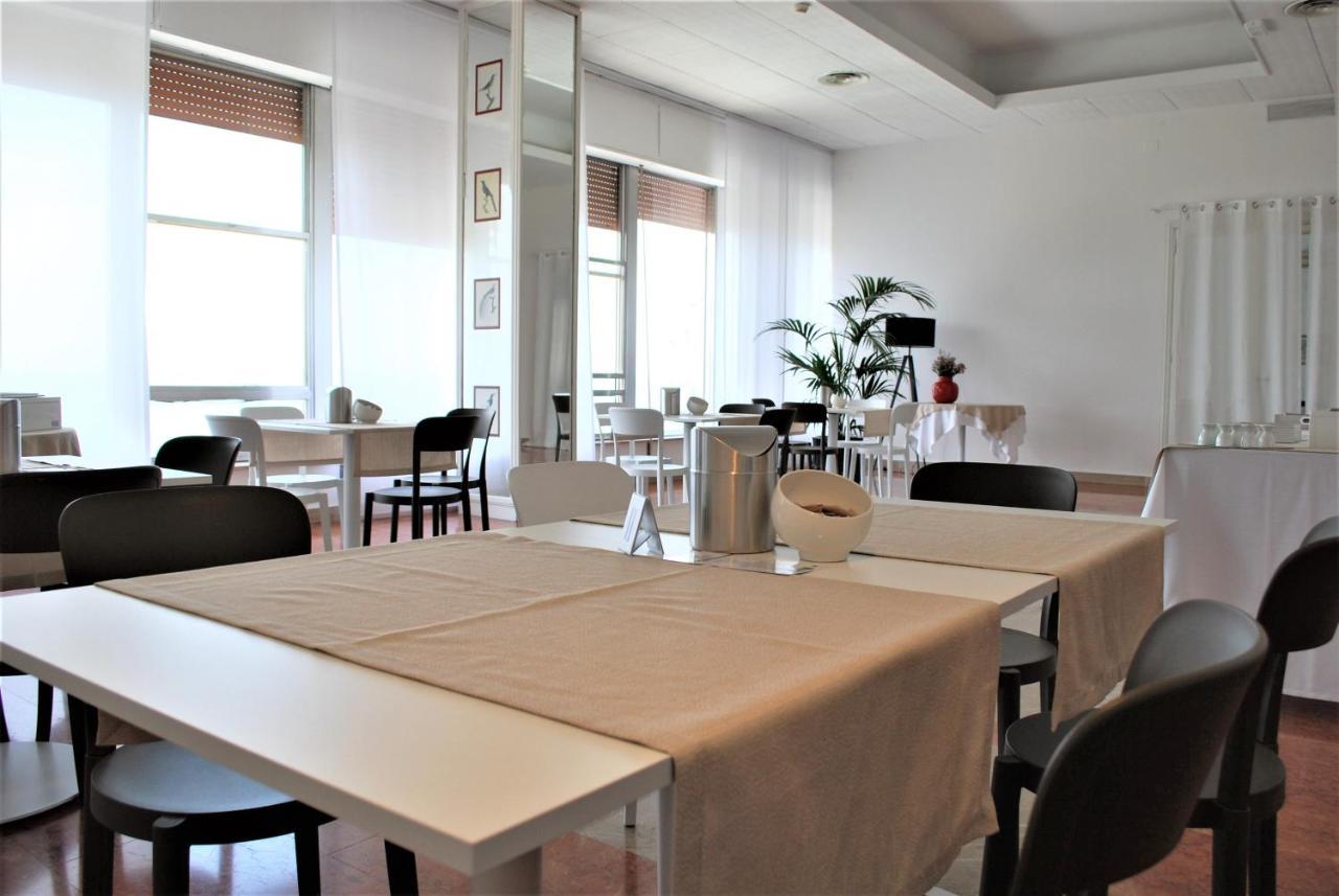 Park Hotel Mar Grande Таранто Екстериор снимка