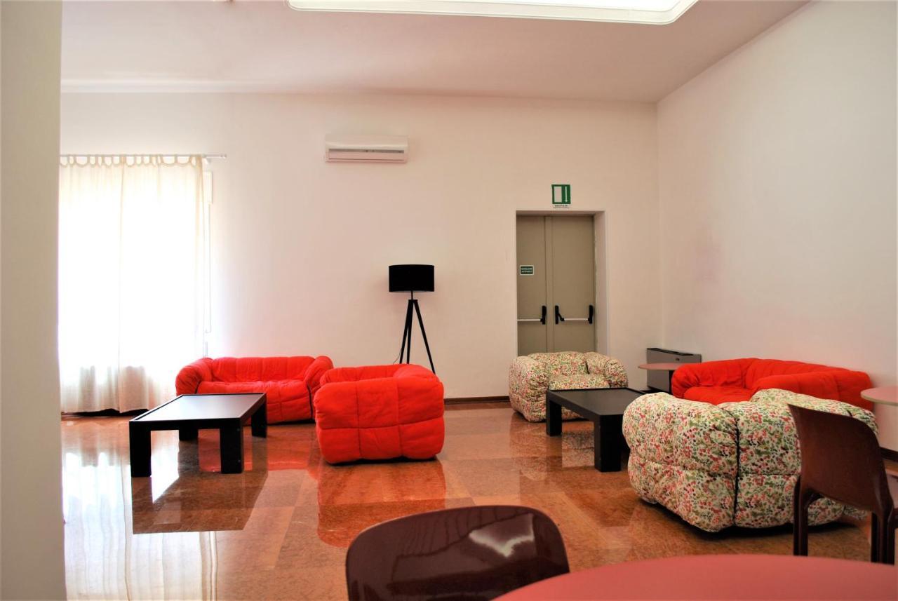 Park Hotel Mar Grande Таранто Екстериор снимка