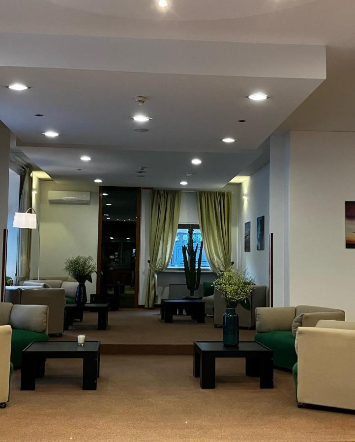 Park Hotel Mar Grande Таранто Екстериор снимка