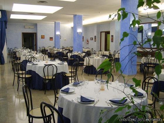 Park Hotel Mar Grande Таранто Екстериор снимка